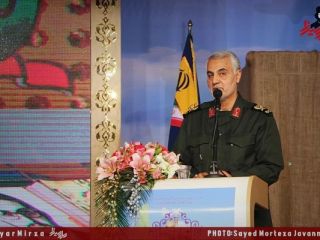 قاسم سلیمانی: اسلام و جمهوری اسلامی ارزش آن را دارد که هزاران نفر در راهش شهید شوند