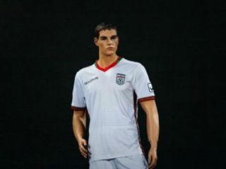 پیراهن جدید تیم ملی ایران در غیاب کارلوس‌ کی روش رونمایی شد