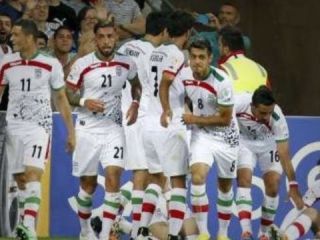 فیفا به مسئولان فوتبال ایران: تصویر یوزپلنگ را از لباس تیم ملی حذف کنید