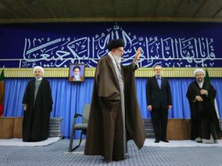 خامنه‌ای: ایر‌ان‌ستیزی و شیعه‌ستیزی از سیاست‌های قطعی آمریکاست