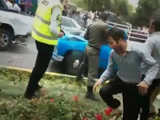 به قاتل نمی‌شود شلیک کرد اما به وانت خیار و گوجه، چرا!