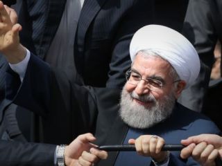 روحانی: مردم از اهمال گذشتگان در پرونده دو میلیارد دلار مطلع می‌شوند