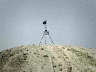 ائتلاف: داعش در حال تغییر قوا و تجهیزات در رقه است