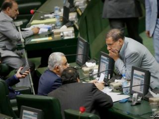 طرح نمایندگان مجلس برای الزام دولت به دریافت غرامت از آمریکا