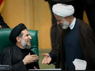 مجلس ایران پیشنهاد حمید رسایی برای توقیف اموال آمریکا در تنگه هرمز را رد کرد