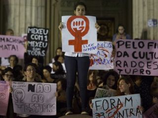 رئیس جمهور برزیل برای رسیدگی به تجاوز گروهی به دختر نوجوان نشست اضطراری برگزار می‌کند