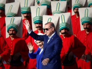 اردوغان: خانواده مسلمان نباید از روش‌های جلوگیری از بارداری استفاده کند