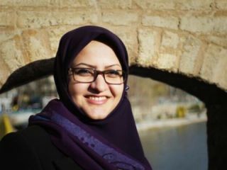 مینو خالقی با دستور آیت‌الله خامنه‌ای «از ورود به مجلس بازماند»