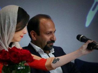 تتوی عجیب ترانه علیدوستی در کنفرانس خبری