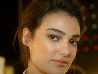 دختر شایسته سابق ترکیه به دلیل ارسال پستی 