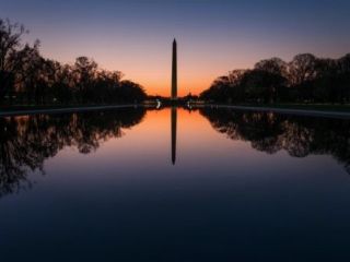 تجمع بی خدایان در واشنگتن در دفاع از خرد