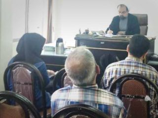 درخواست طلاق به خاطر عضویت در «تلگرام»