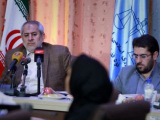 سپاه فارس ١٢ نفر را به اتهام 'نفوذ فرهنگی و ترویج فساد' بازداشت کرد