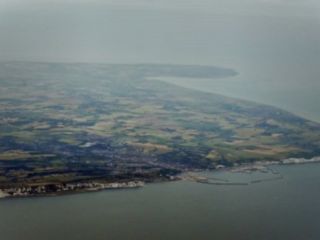 نیروهای امداد بریتانیا سه 'ایرانی' را در آبهای ساحلی ساسکس نجات دادند