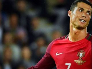 رونالدو پنالتی را هدر داد تا مجارستان صدرنشین شود