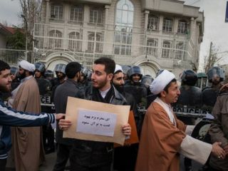 متهمان غیر روحانی حمله به سفارت عربستان در تهران ۲۸ تیر محاکمه می‌شوند