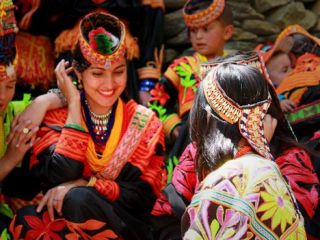 پاکستان: نزاع بر سر مسلمان شدن یک دختر نوجوان بالا گرفت