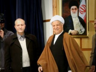 رفسنجانی: مجلس خبرگان در مقطعی دو نفر را به صورت سری برای رهبری آینده معرفی کرد