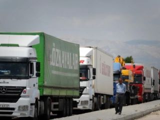 آتش زدن ۱۵ کامیون ایرانی در ترکیه «از سوی افراد ناشناس»