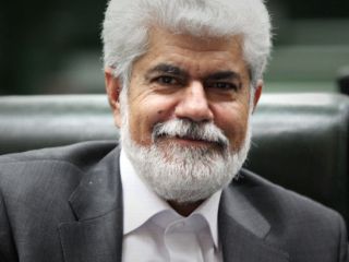 نماینده زاهدان: دانشجویان می‌خواستند قر ندهند که محروم نشوند