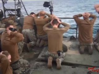 برکناری دومین افسر آمریکایی در ارتباط بازداشت ملوانان در آب‌های ایران