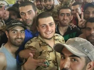 بیشتر سربازان حاضر در عکس معروف به 