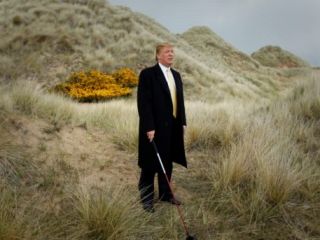 سخنگوی ترامپ: منع ورود فقط از «کشورهای تروریستی» است