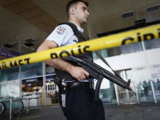 مرگ یک ایرانی و زخمی شدن پنج ایرانی دیگر در حادثه فرودگاه آتاتورک