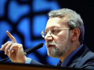 علی لاریجانی: اگر به بهانه‌های جدید تحریم‌ها را احیاء کنند توافق هسته‌ای را به هم می‌زنیم