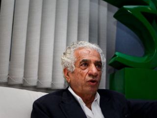 گذرنامه پرویز تناولی در فرودگاه ضبط شد