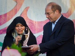 قالیباف: حقوق من از شهرداری ۷.۵ میلیون تومان است/ همسرم، صلواتی خدمت کرده