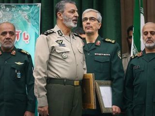 آیت‌الله خامنه‌ای دو مقام ارشد ستاد کل نیروهای مسلح و فرمانده قرارگاه خاتم را تغییر داد