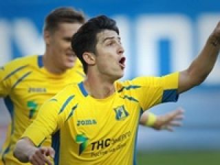 آزمون: تیم محبوبم تراکتورسازی است/ اگر تیپت درست نباشد سرمربی‌ها می‌گویند این بازیکن نمی‌شود