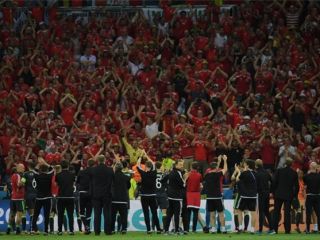 قلب ولزی در مستطیل سبز نشکست/ سنگ‌تمام هواداران برای بیل و یاران