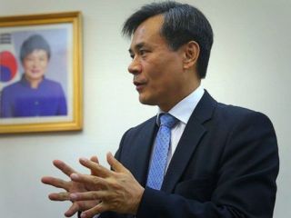 سفیر کره جنوبی: بودجه سفارت را قاچاقی وارد ایران می‌کنیم