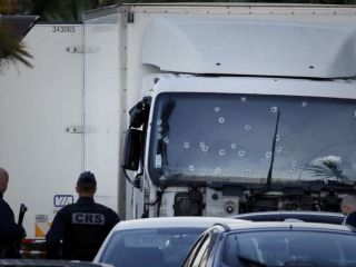 حمله نیس؛ 'حال ۵۰ زخمی وخیم است'  - لینک به روز میشود