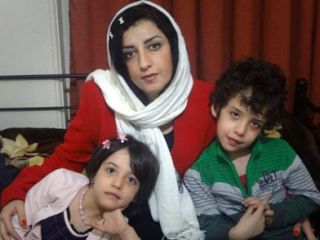 نرگس محمدی به دنبال تماس با فرزندانش به اعتصاب غذای خود پایان داد