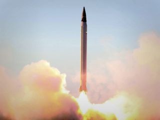 فاکس نیوز از قول مقامات آمریکایی: موشک ایران حین آزمایش در هوا منفجر شد