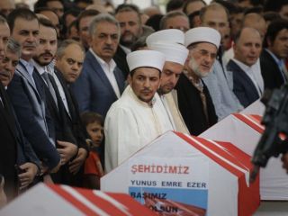 اردوغان: همه نهادهای کشور را از ویروس حامیان کودتا پاک می کنم