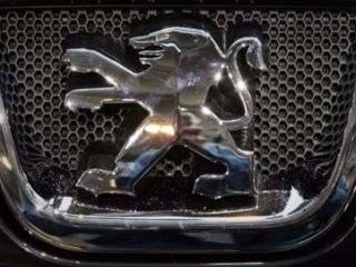 توافق پژو فرانسه با ایران برای تولید خودرو در کاشان