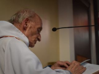 هویت یکی از مهاجمان به کلیسایی در شمال فرانسه، عادل کرمیش ۱۹ ساله اعلام شد