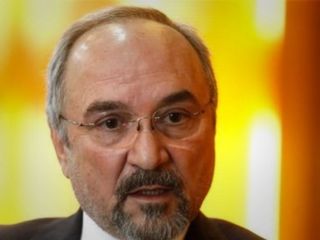 خزایی: باید از صدور اقامت دائم برای اتباع خارجی در مشهد پرهیز شود