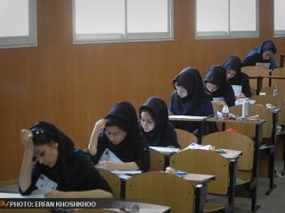 حسن روحانی آزمون استخدامی را برای رفع 