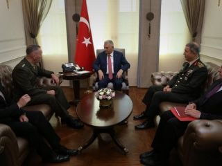 رئیس ستاد مشترک ارتش آمریکا در آنکارا کودتای ترکیه را محکوم کرد