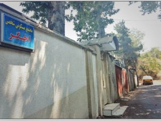 روایت ساکنان یا خوش نشینان کاخ سعدآباد/ ما از دیوار که بالا نیامده‌ایم، با دستور مقامات وقت آمدیم