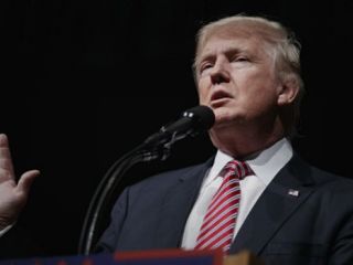 دونالد ترامپ: هواپیمای حامل پول برای ایران را اشتباه گرفتم