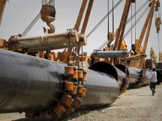 انفجار و آتش‌سوزی در خط لوله گاز در گناوه یک کشته بر جای گذاشت