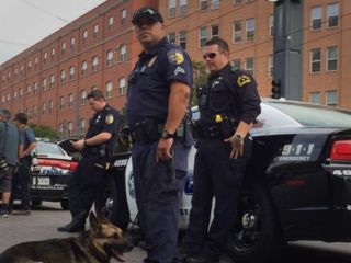 سرقت در شش دقیقه؛ سارقین قفل خودروها را با لپ تاپ باز می کنند