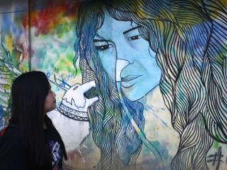 زندانی هندی به شانزده سال اعتصاب غذا پایان می‌دهد