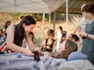 جشن بزرگ خداحافظی زن کالیفرنیایی پیش از 